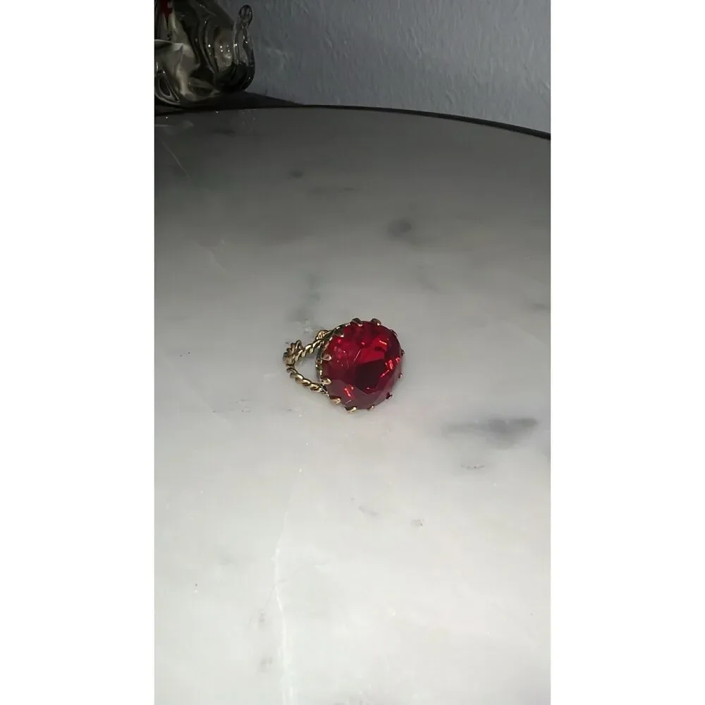 Vintage Ring Signed W Germany Red Glass Brass Twisted Metal Braided West Germany - Picture 5 of 10